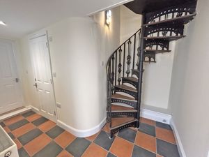 Photo 6- click for photo gallery